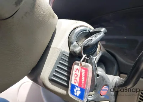 2002 Cadillac Deville Standard z USA, uszkodzony, nr VIN 1G6KD54Y42U206950